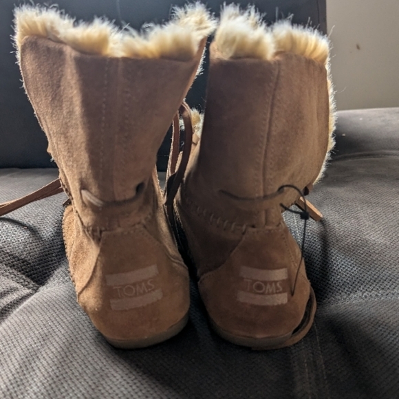 COPY - Cozy Faux Fur Lined Boots - Picture 3 of 5